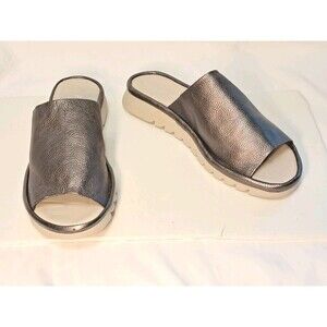The Flexx Pewter Slide Sandals Pebbled Leather Slip On Open Toe Size 8.5